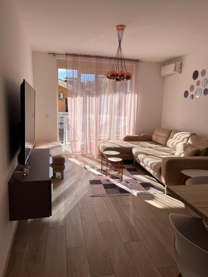 Atina Apartment, City Centre Budva ,Luxurious, Bright, Parking エクステリア 写真